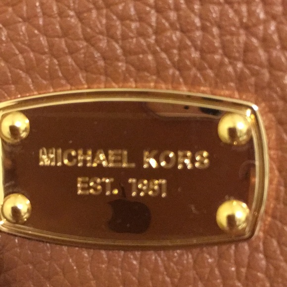 Authentic Michael Kors - Picture 2 of 8